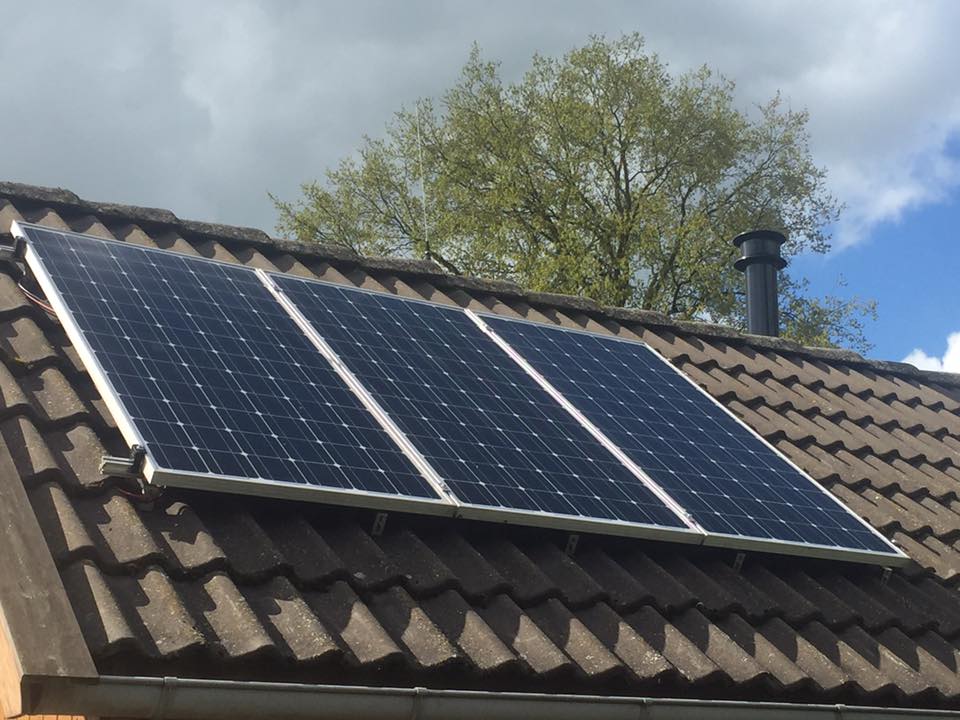 Zonnepanelen schuur